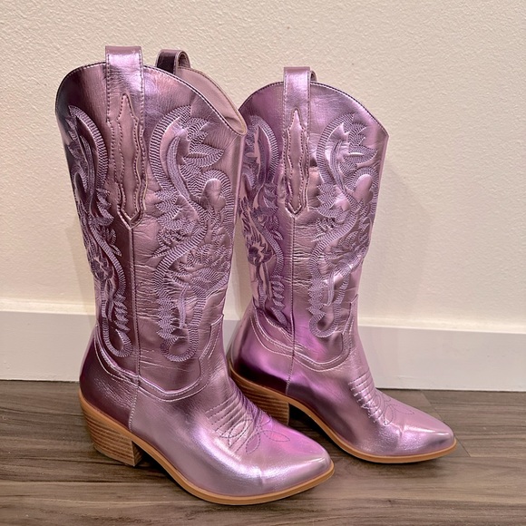 Free People Inspired Metallic Light Pink/Purple Cowboy Boots! Size 37/6.5 - Picture 2 of 4